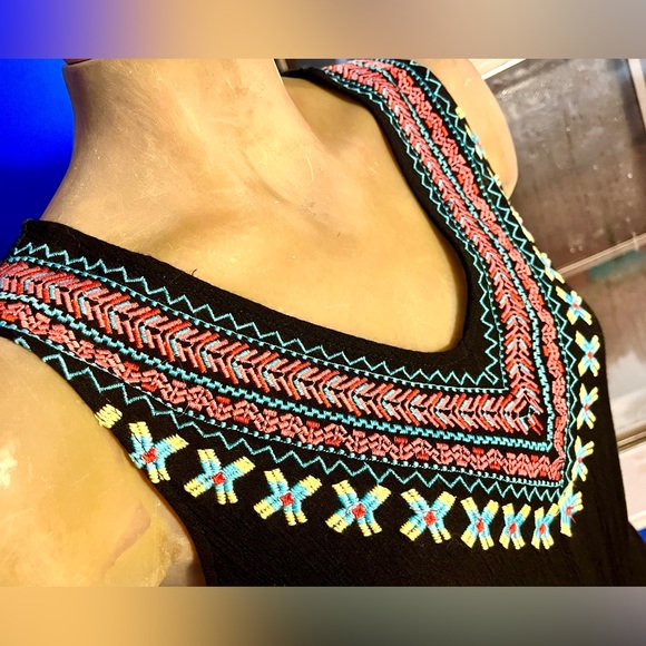 Skies Are Blue Mini Dress. Black with colorful neckline. Women Size Medium. - Picture 12 of 16